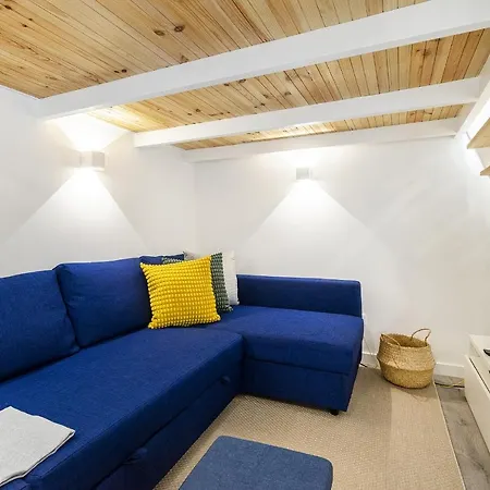 Apartment Whome Urban Escape: 1-br W/mezzanine Near Campo Ourique *