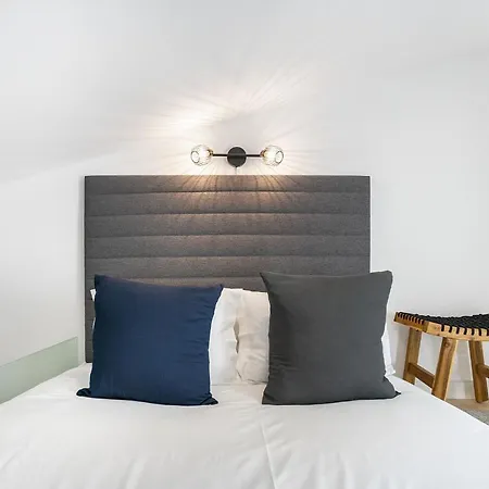 Whome Urban Escape: 1-br W/mezzanine Near Campo Ourique * Lisbon