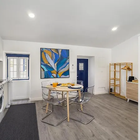 Whome Urban Escape: 1-br W/mezzanine Near Campo Ourique * Lisbona