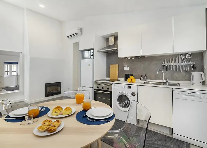 Whome Urban Escape: 1-br W/mezzanine Near Campo Ourique
