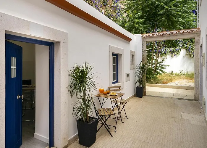 Whome Urban Escape: 1-br W/mezzanine Near Campo Ourique