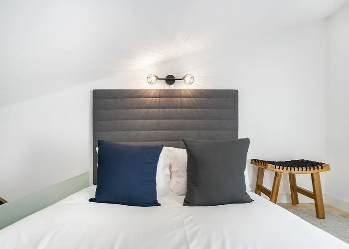 Whome Urban Escape: 1-br W/mezzanine Near Campo Ourique * Lisboa