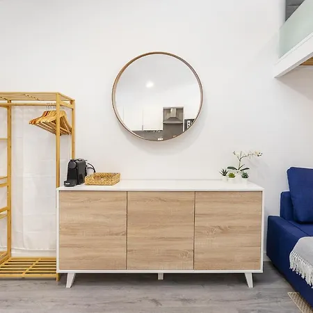 Whome Urban Escape: 1-br W/mezzanine Near Campo Ourique Apartman